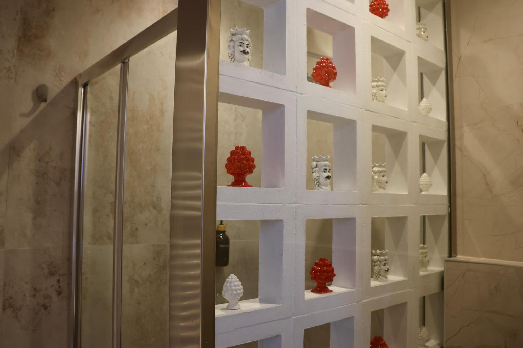كاتانيا Holiday Lux Boutique Room الغرفة الصورة