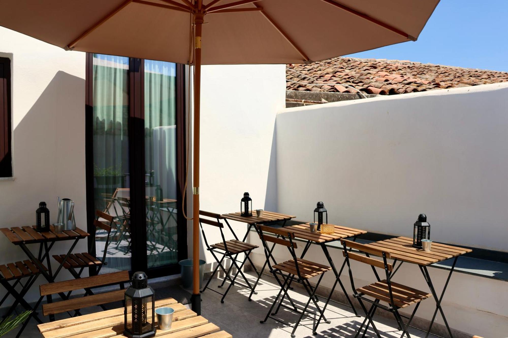 كاتانيا Holiday Lux Boutique Room المظهر الخارجي الصورة