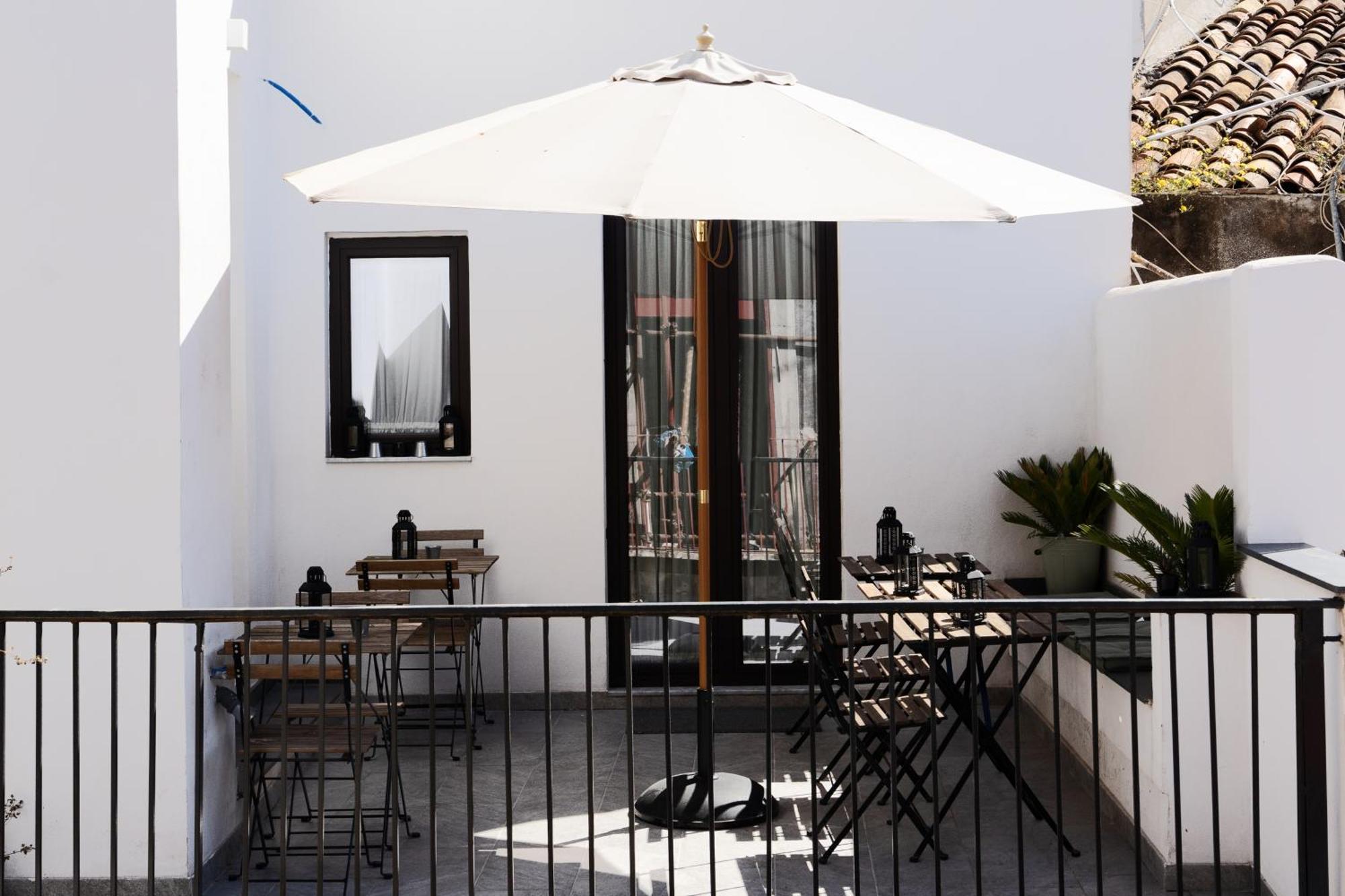 كاتانيا Holiday Lux Boutique Room المظهر الخارجي الصورة